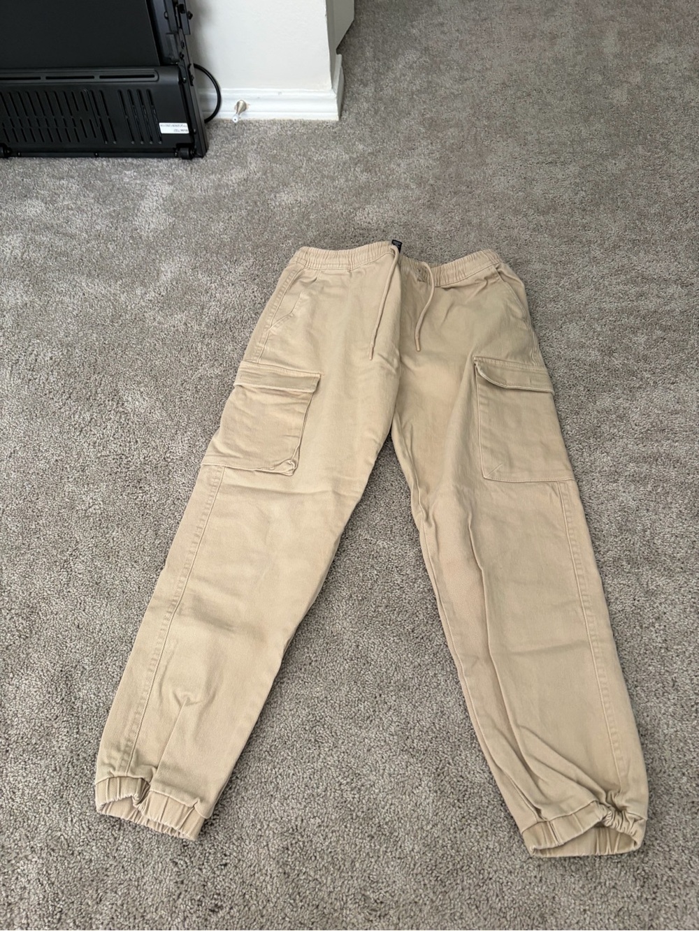 Forever 21 Men's Tan Cargo Jogger Pants